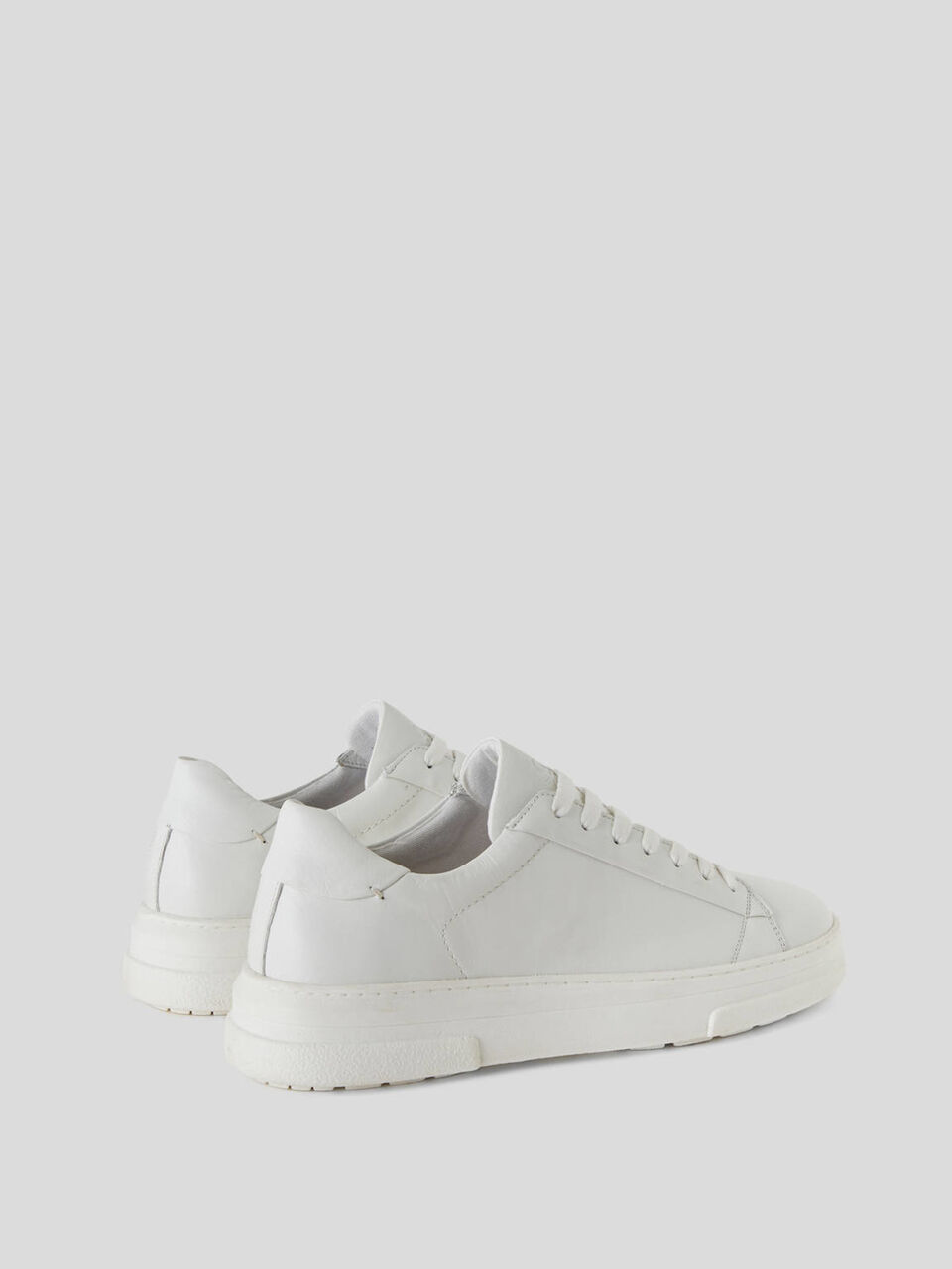 Sneakers aus echtem Leder image number 2