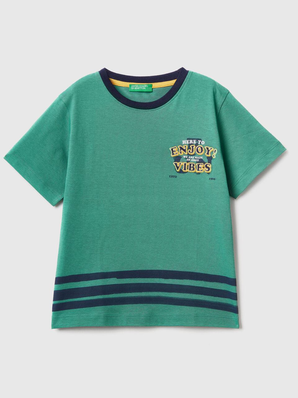 T-Shirt mit Print und Aufnäher image number 1