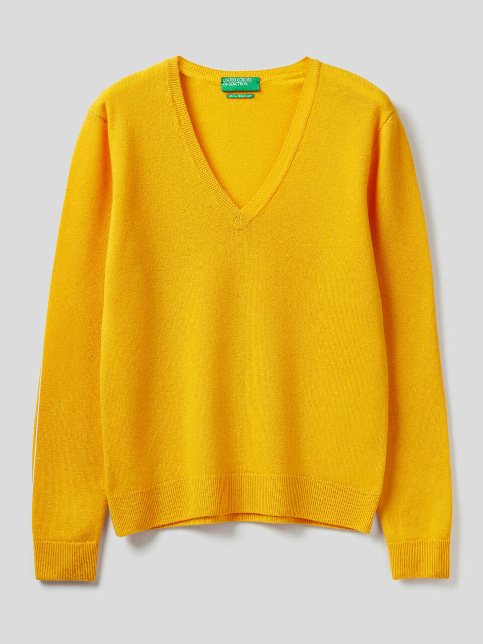 Pullover aus reiner Schurwolle mit V-Ausschnitt image number 1