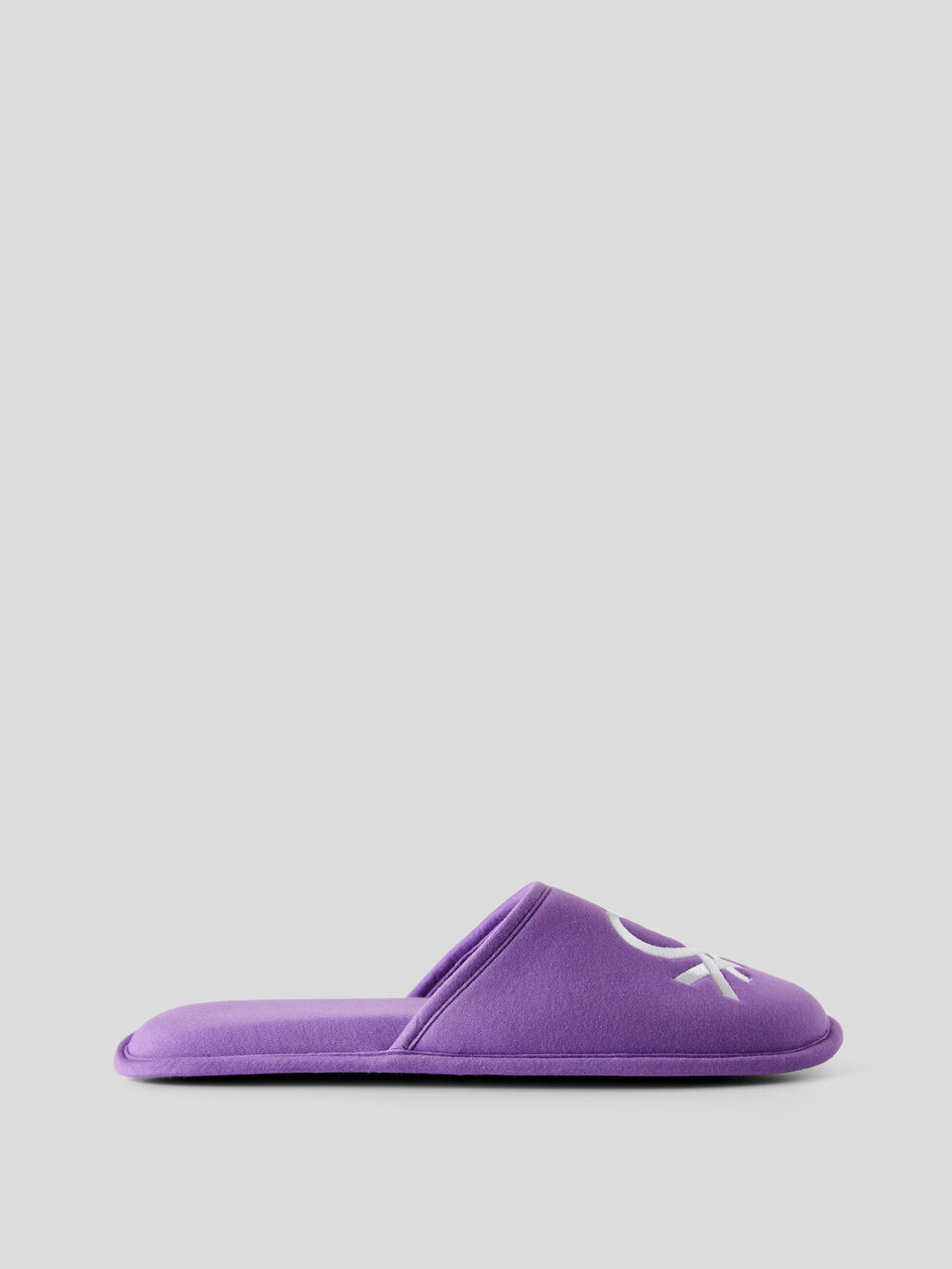 Pantoffeln mit Stickerei by Ghali image number 1