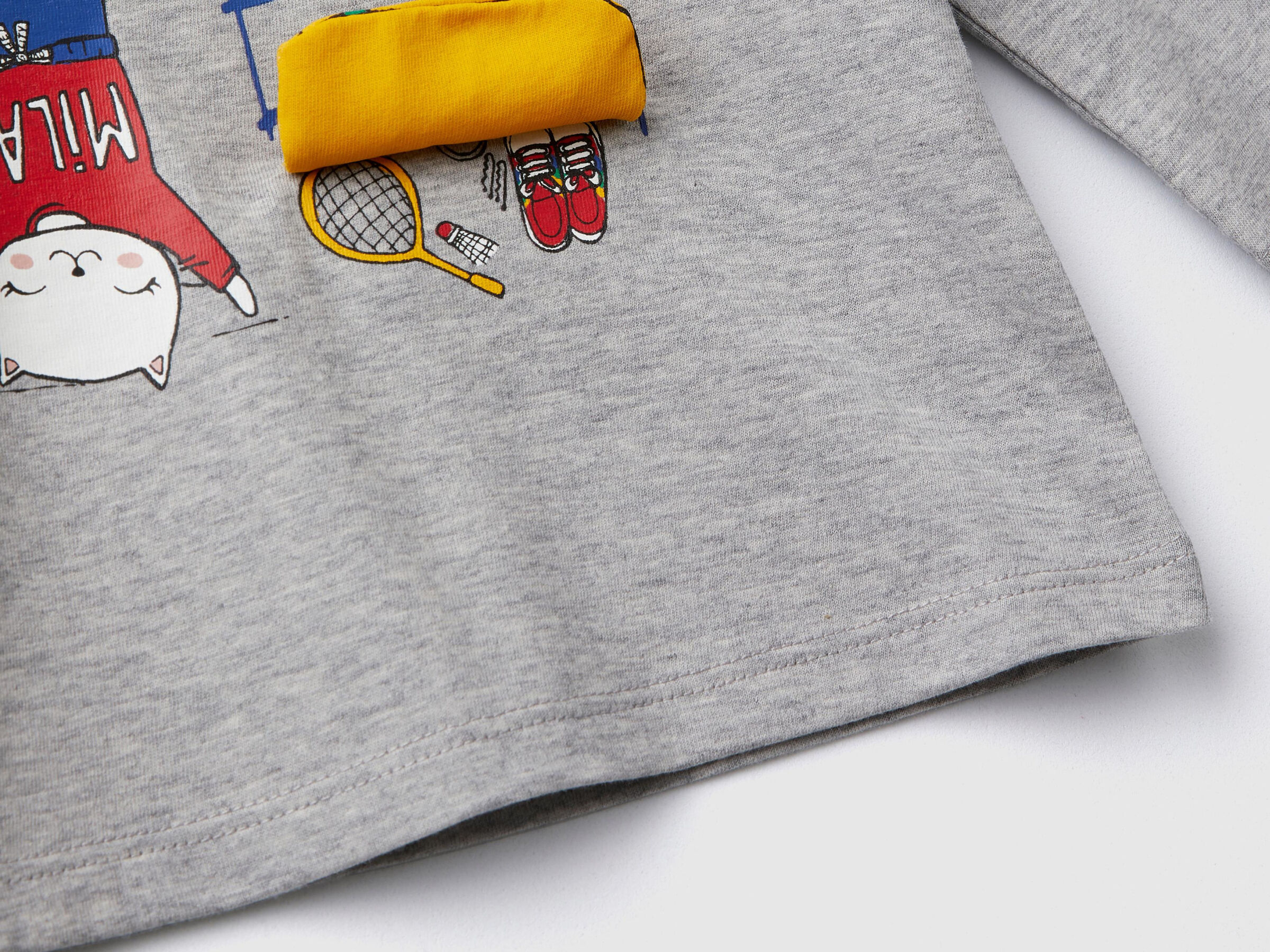 T-Shirt mit Print und Aufnäher image number null