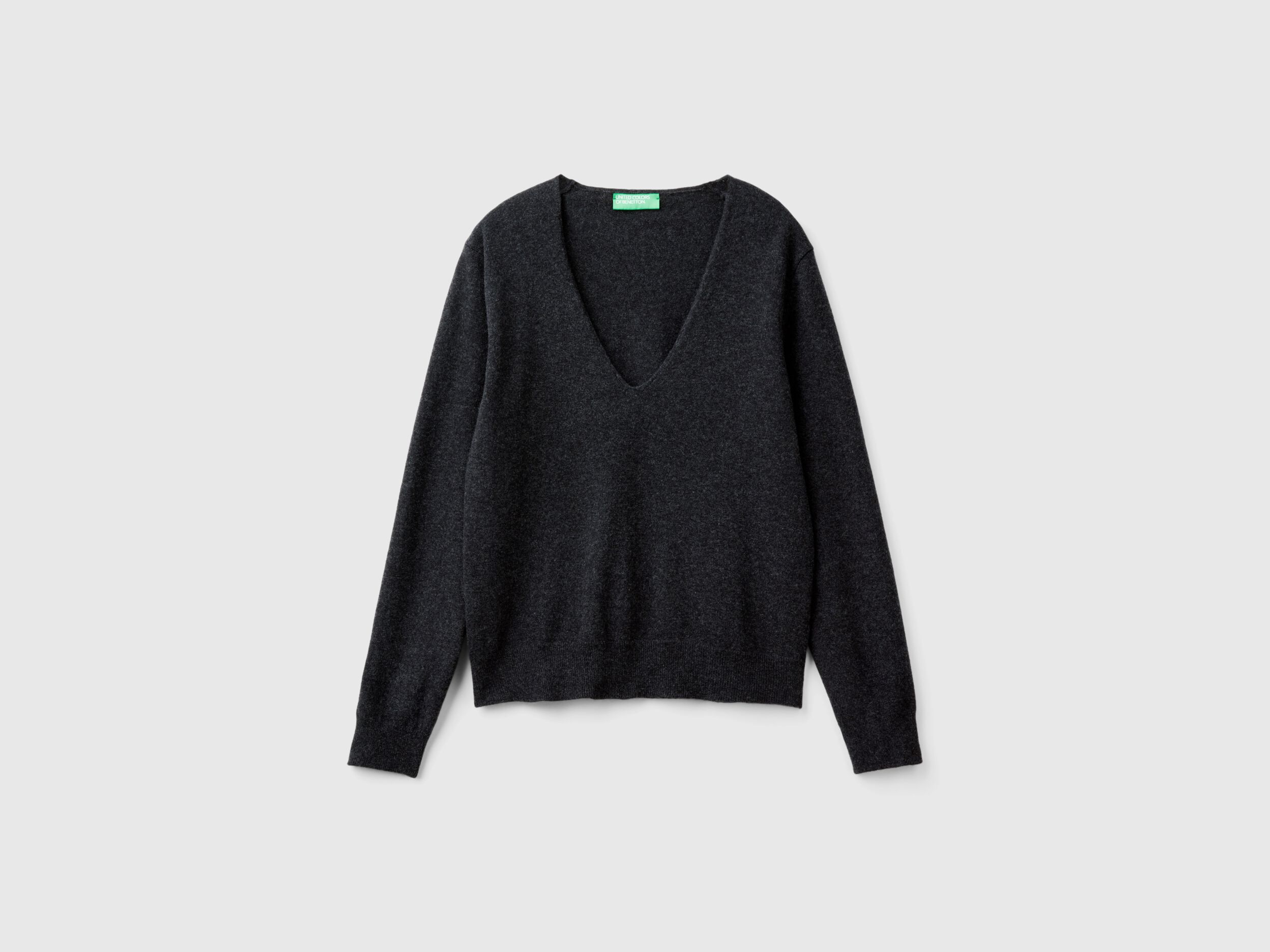 V neck merino jumper outlet