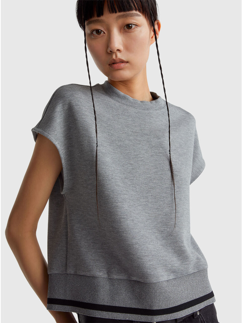 SLEEVELESS SWEATER Damen image number null