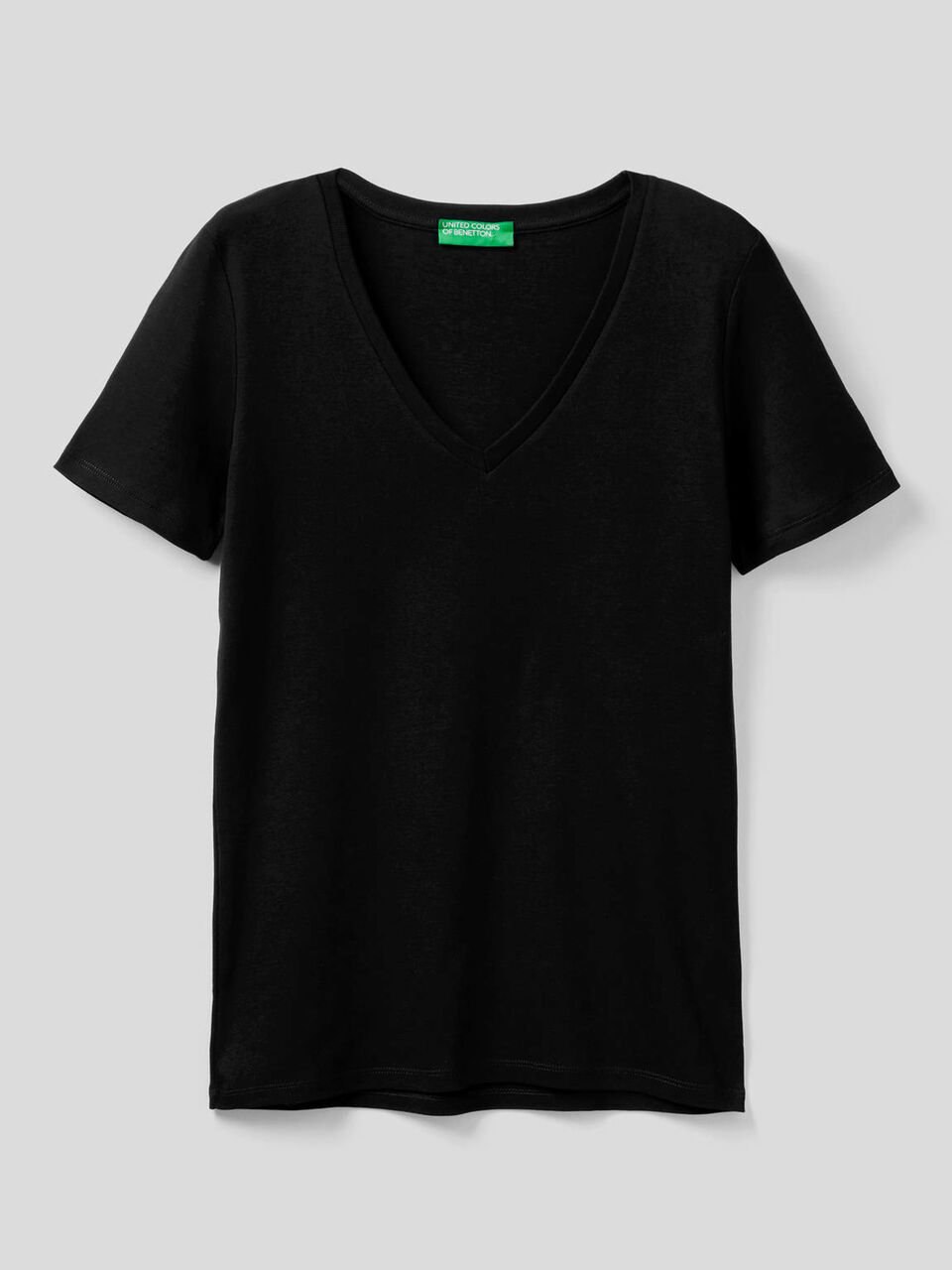 T-Shirt aus reiner Baumwolle mit V-Ausschnitt image number 1