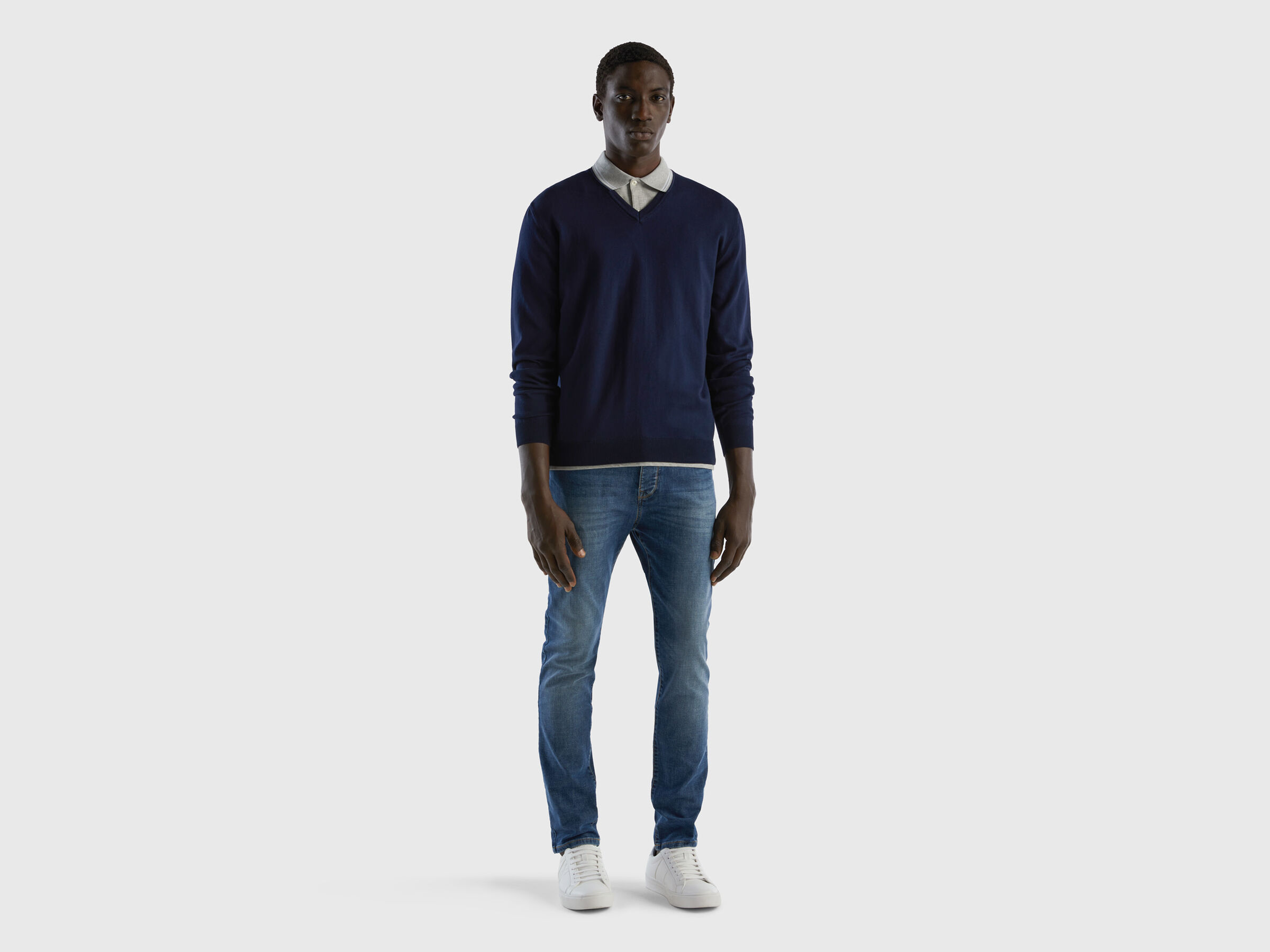 Pulli aus reiner Baumwolle mit V-Ausschnitt image number 3