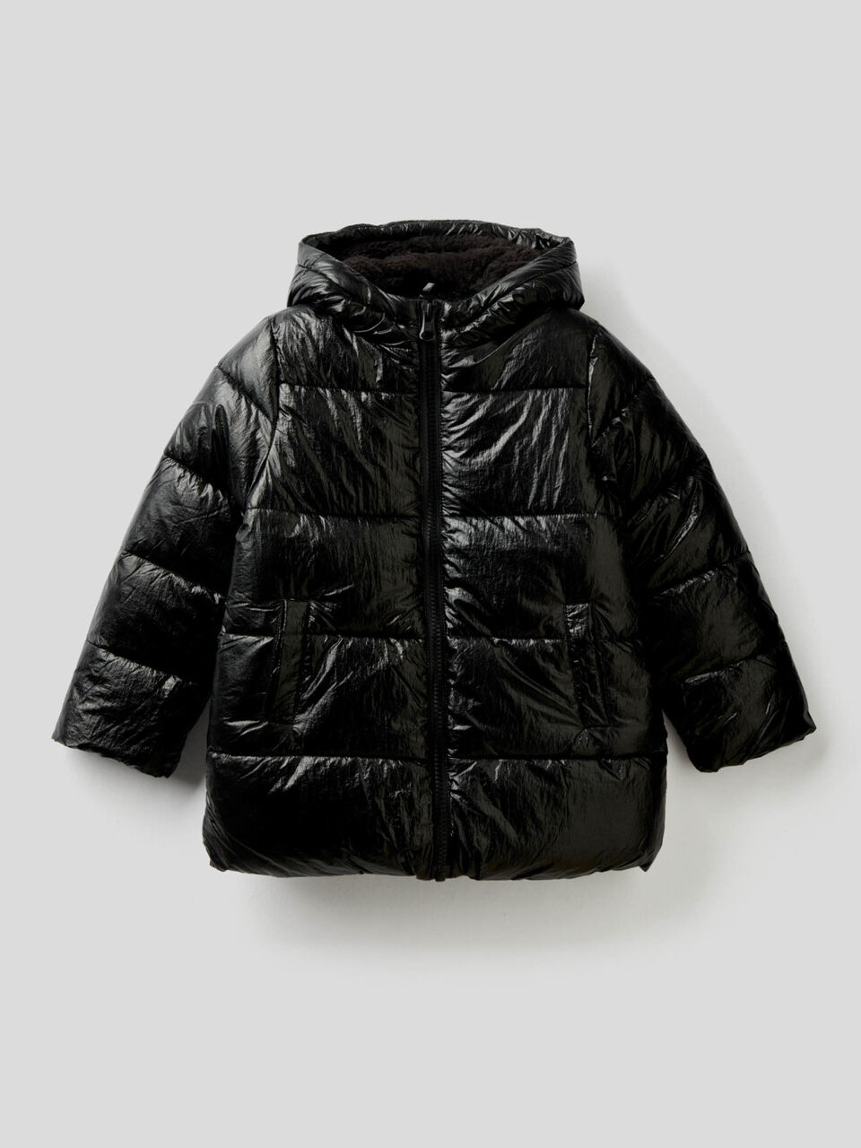 Wattierter Anorak mit laminiertem Effekt image number 1
