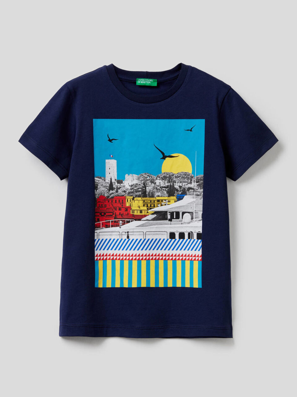 T-Shirt mit Landschaftsprint image number 1