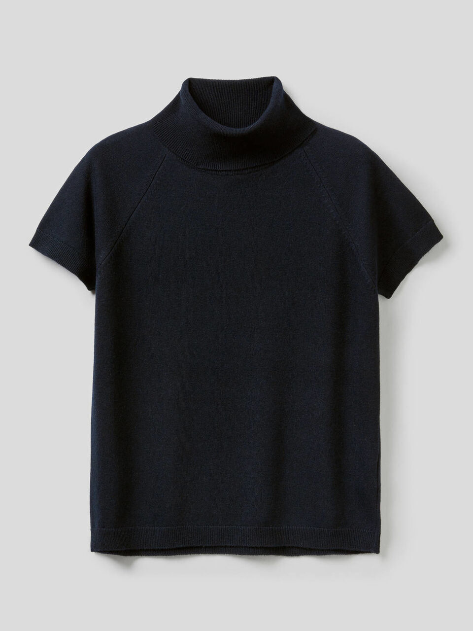 Rollkragenpullover mit kurzen Ärmeln in einer Mischung aus Wolle und Cashmere image number 1